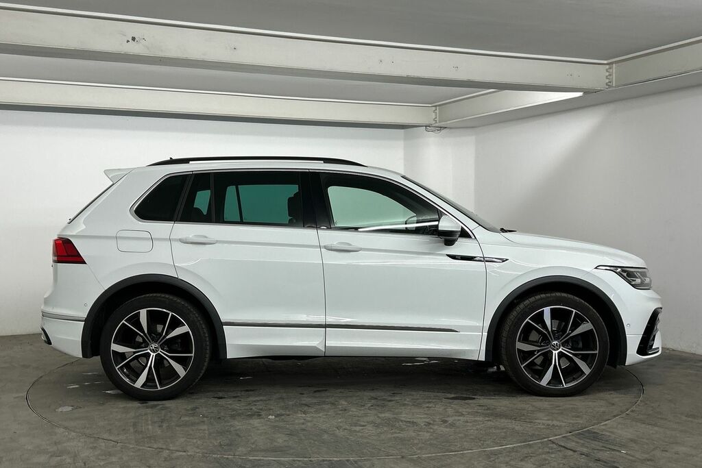Volkswagen Tiguan 2.0 Tsi 4Motion R-line Dsg White #4