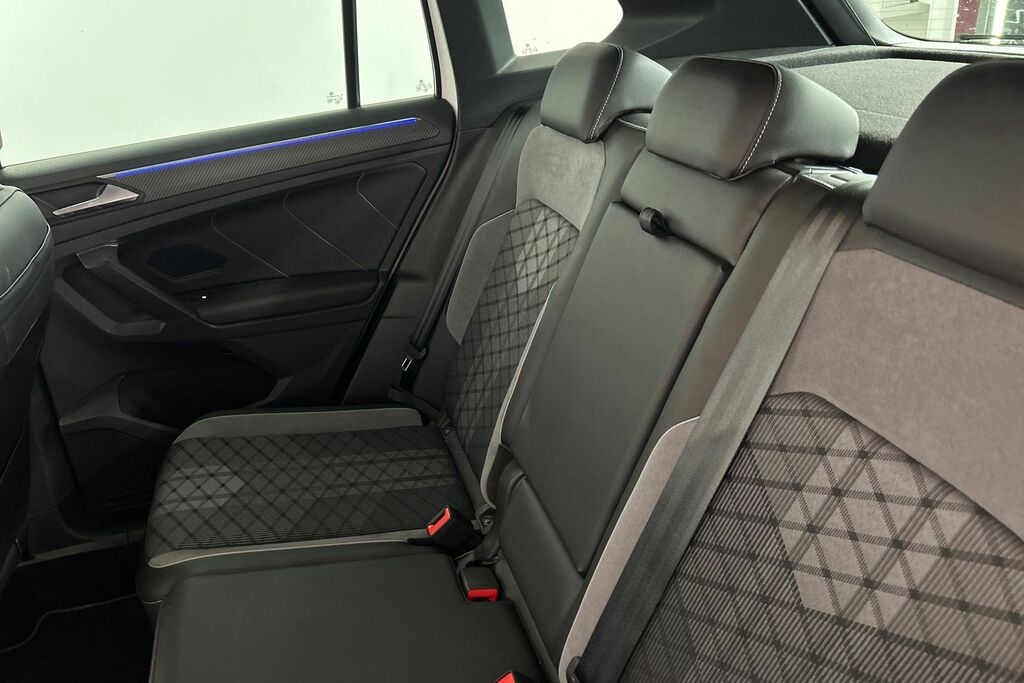 Volkswagen Tiguan 2.0 Tdi Elegance Dsg Black #9