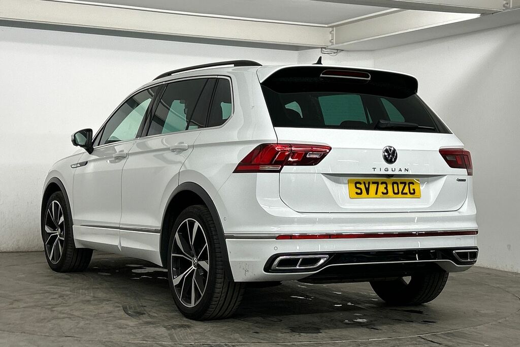 Volkswagen Tiguan 2.0 Tsi 4Motion R-line Dsg White #3