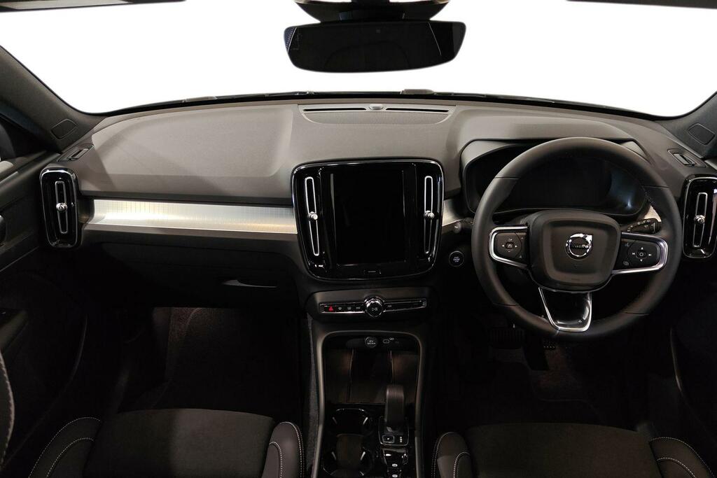 Volvo XC40 2.0 B3p Plus Black Edition Grey #6