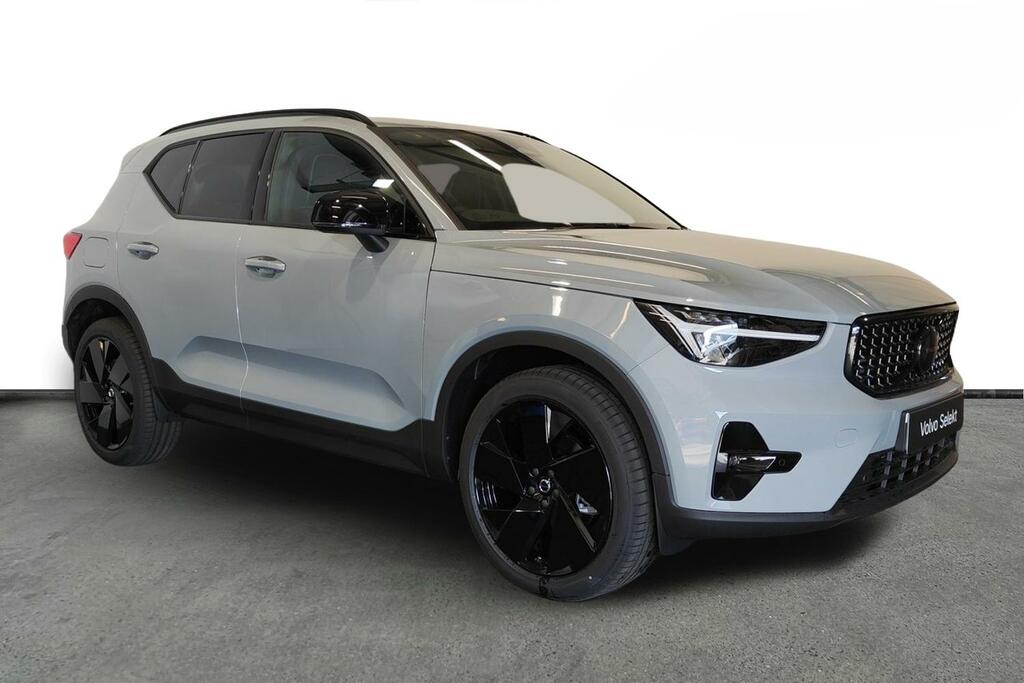 Volvo XC40 2.0 B3p Plus Black Edition Grey
