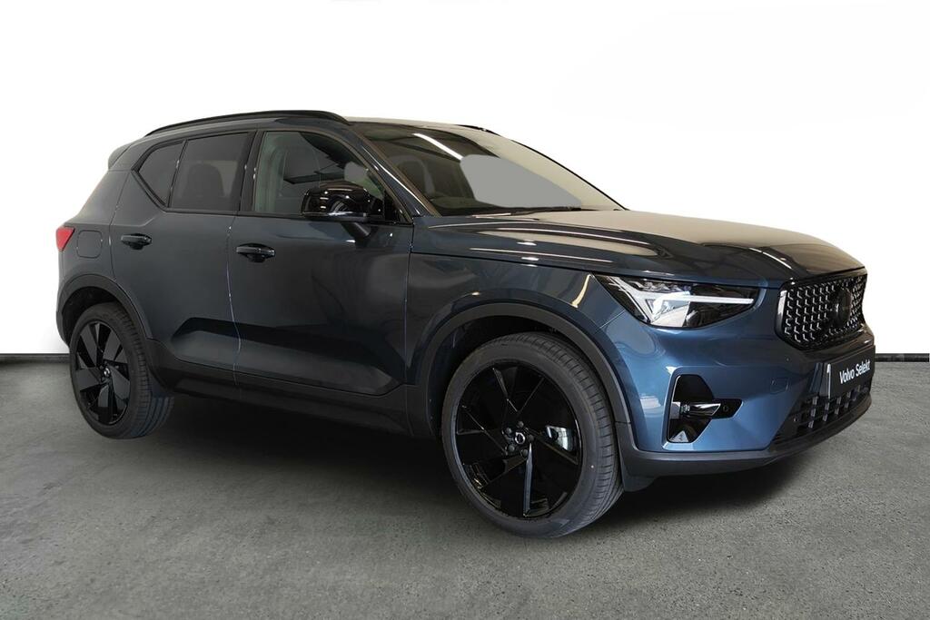 Volvo XC40 2.0 B3p Plus Black Edition Blue