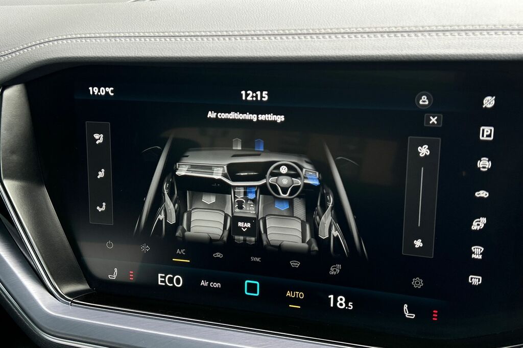 Volkswagen Touareg Black Edition Grey #17