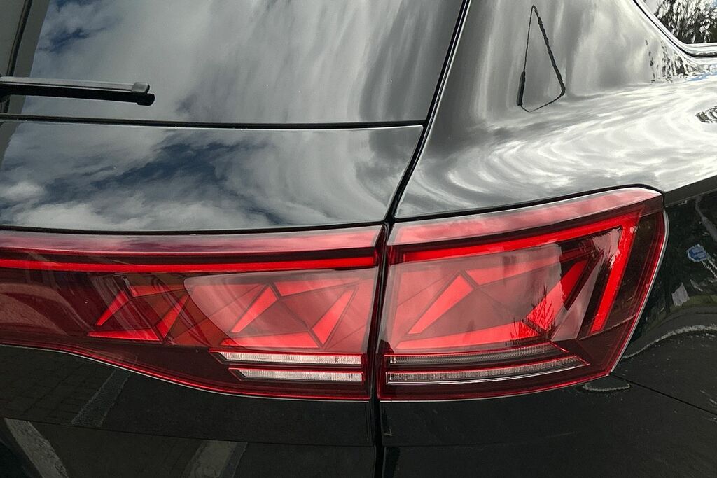 Volkswagen Touareg Black Edition Grey #20