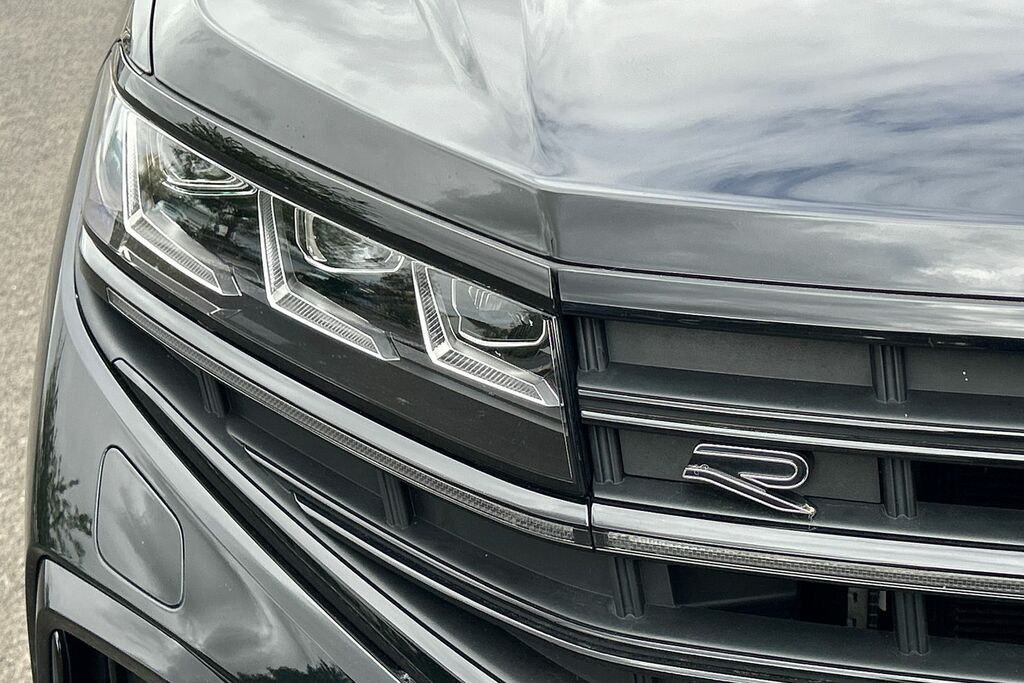 Volkswagen Touareg Black Edition Grey #18