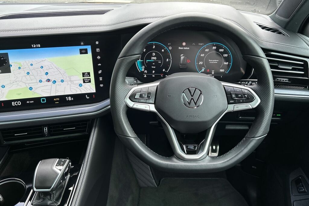 Volkswagen Touareg Black Edition Grey #13