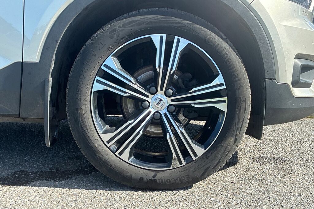 Volvo XC40 2.0 T4 R Design Awd Geartronic Black #5