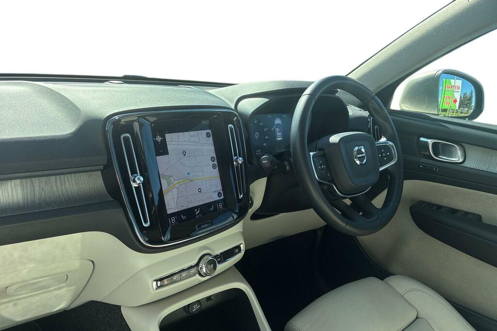 Volvo XC40 2.0 T4 R Design Awd Geartronic Black #2