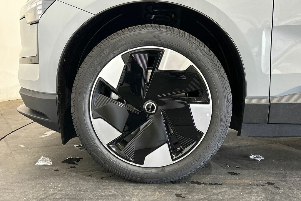 Volvo EX30 200Kw Sm Extended Range Plus 69Kwh Grey #5