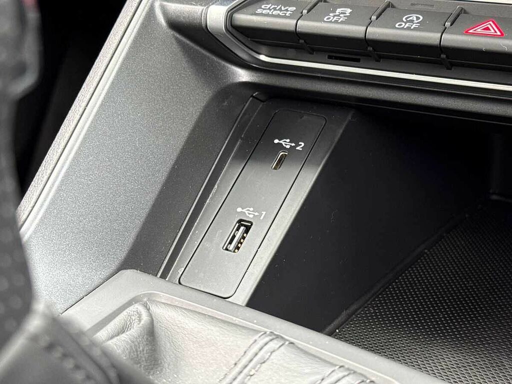 Audi RS Q3 2.5L Rs Sport Edition Tfsi Quattro Suv 5 Grey #21