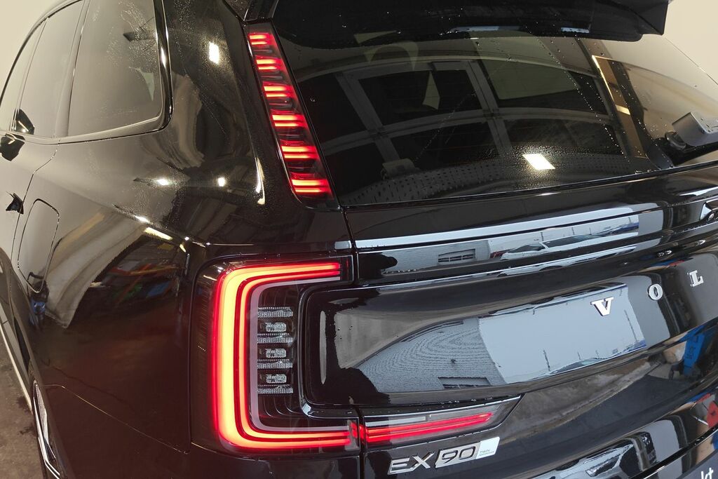 Volvo EX90 Ex90 380Kw Twin Motor Performance Ultra 111Kwh Black #19