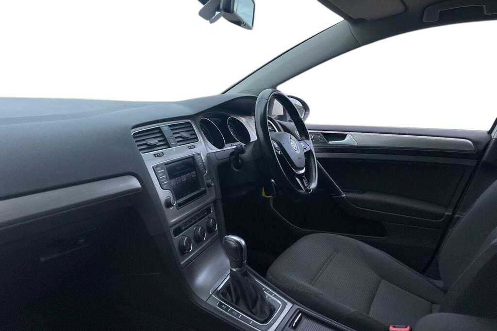 Volkswagen Golf 1.6 Tdi 110 Match Edition Dsg White #2