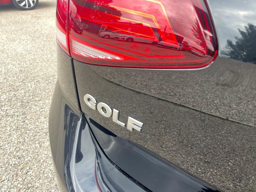 Volkswagen Golf 1.5 Tsi Evo Se Nav Hatchback Eur Black #20
