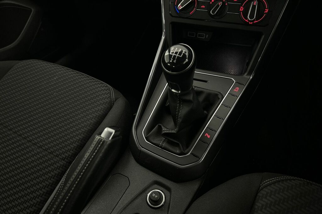 Volkswagen Polo 1.0 Tsi 115 Sel Black #22