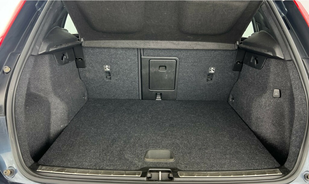 Volvo XC40 Inscription, T3 Blue #5