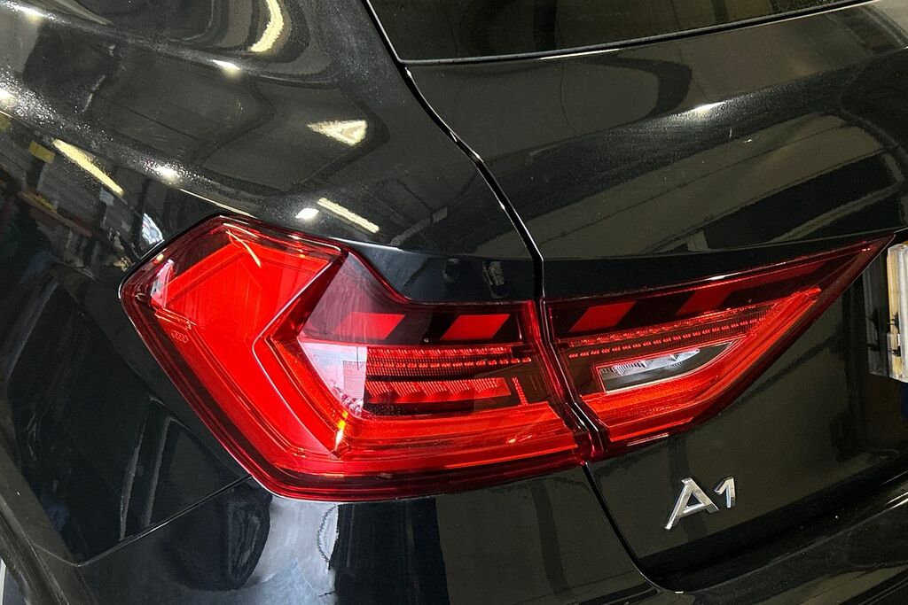Audi A1 1.0 Tfsi 30 S Line Sportback S Tronic Black #19