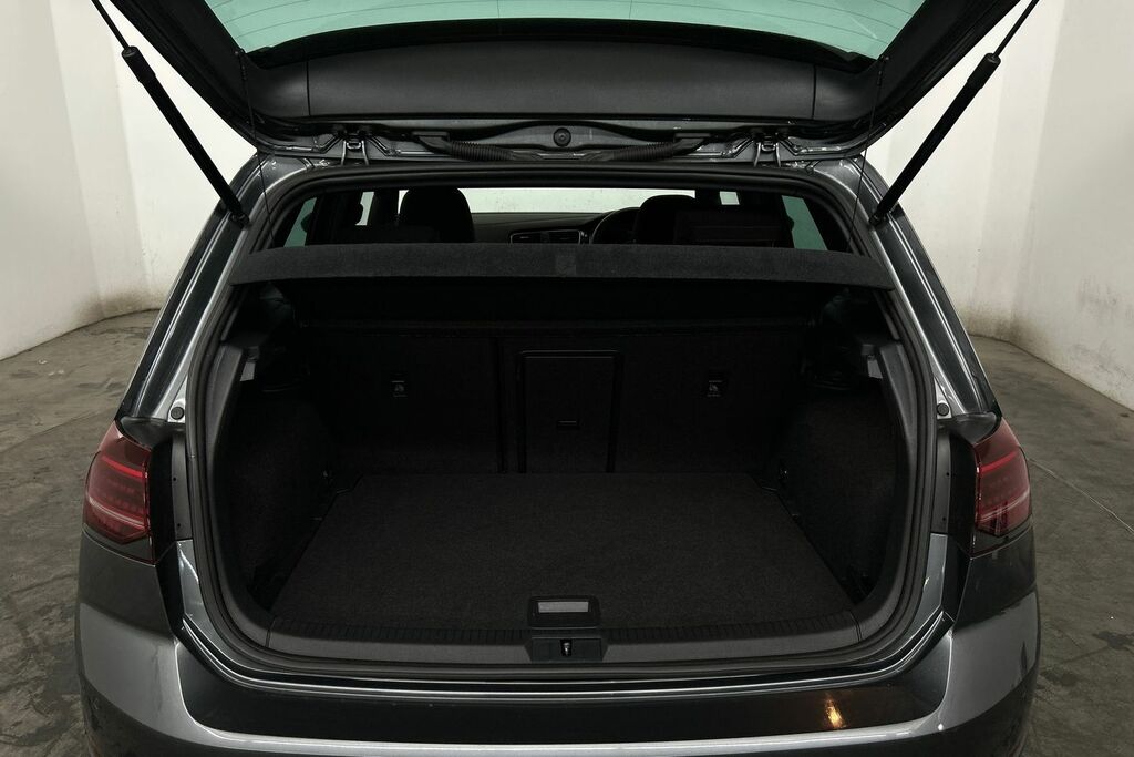 Volkswagen Golf 1.5 Tsi R-line Hatchback Euro 6  #11