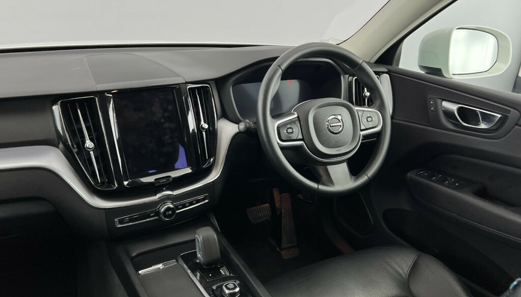 Volvo XC60 2.0 B5p R Design Awd Geartronic White #8