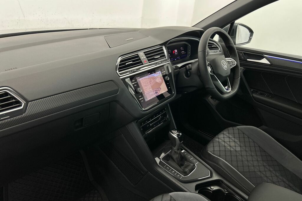 Volkswagen Tiguan 1.5 Tsi 150 R-line Dsg Grey #2