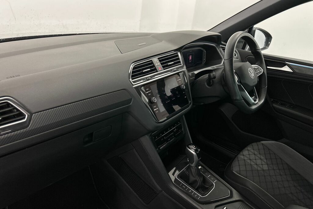 Volkswagen Tiguan 1.5 Tsi 150 R-line Dsg Grey #2
