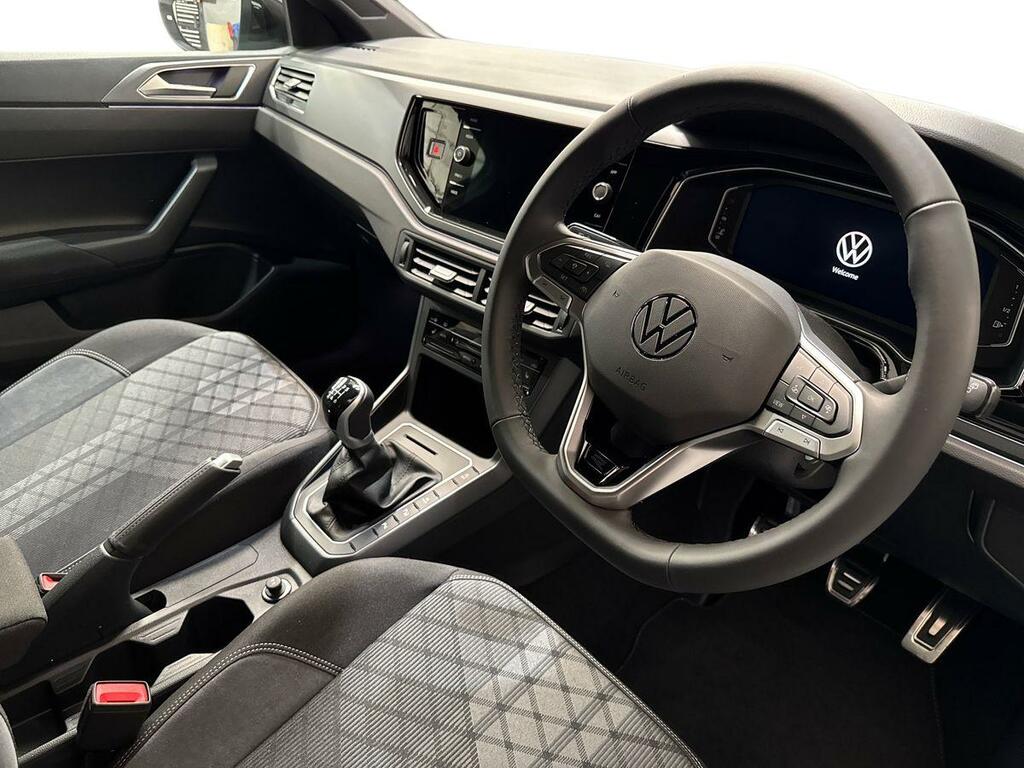 Volkswagen Taigo 1.0 Tsi 115 Black Edition White #6