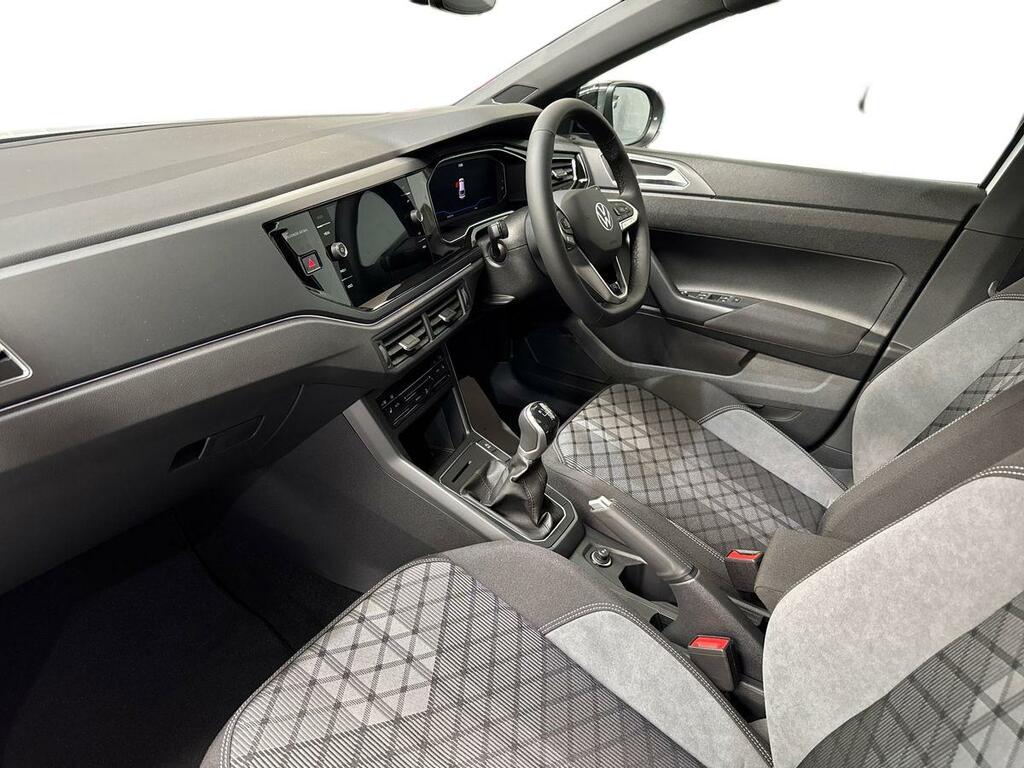 Volkswagen Taigo 1.0 Tsi 115 Black Edition White #2