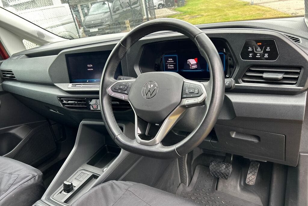 Volkswagen Caddy 2.0 Tdi 122Ps Commerce Pro Van Dsg Red #6