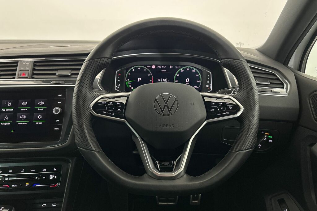 Volkswagen Tiguan 2.0 Tsi 190Ps R-line Tech 4Motion Dsg White #13