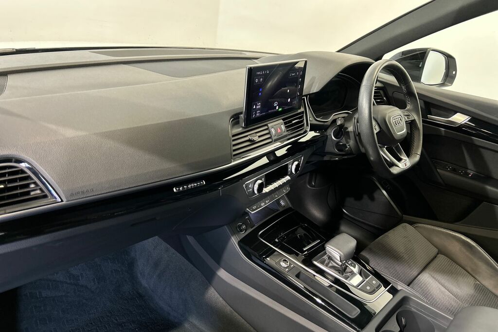 Audi Q5 Black Edition 40 Tdi Quattro 204 Ps S Tronic White #2