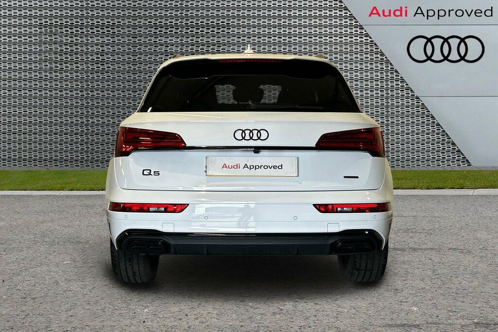 Audi Q5 2022 2.0 Tfsie 55 Competition Sportback White #7