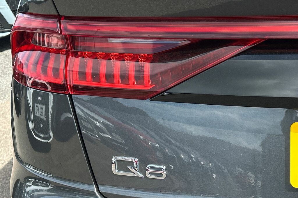 Audi Q8 3.0 Tfsi V6 55 S Line Suv Tiptronic Qua Black #19