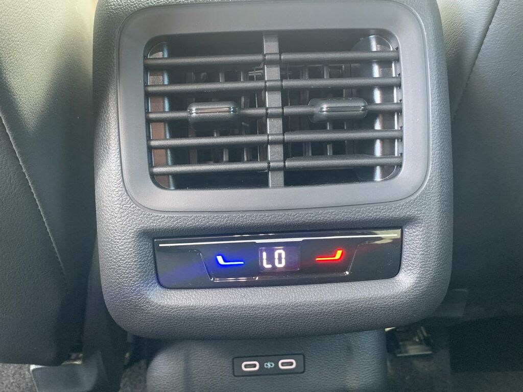 Volkswagen T-Roc 1.5 Etsi 150 Life Dsg  #23