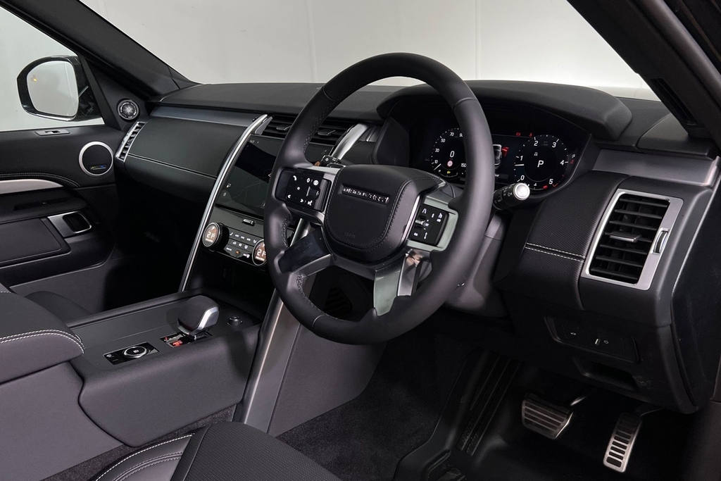 Land Rover Discovery 3.0 D350 Mhev Metropolitan Edition Suv Black #28