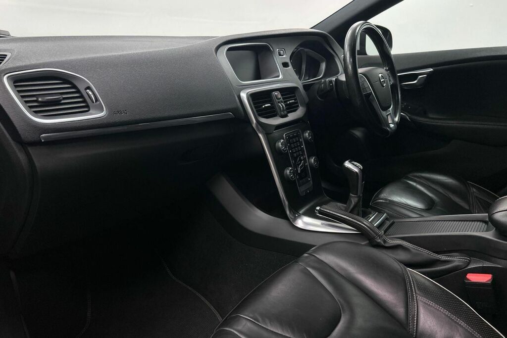 Volvo V40 2.0 D4 R-design Pro Euro 6 Ss Black #6