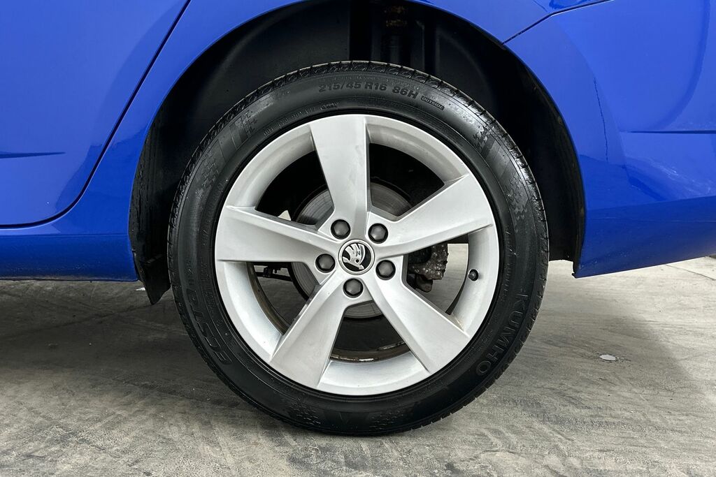 Skoda Fabia Estate Se 1.0 Tsi 95 Ps 5G Man Blue #5