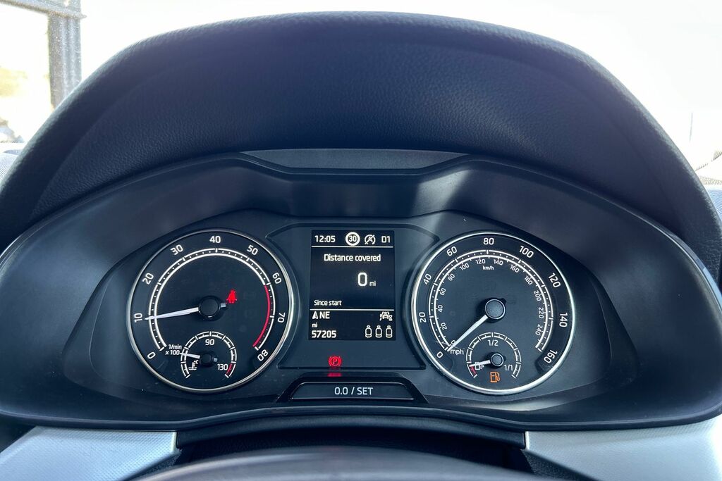 Skoda Kamiq 1.0 Tsi 110 Se Drive Grey #15