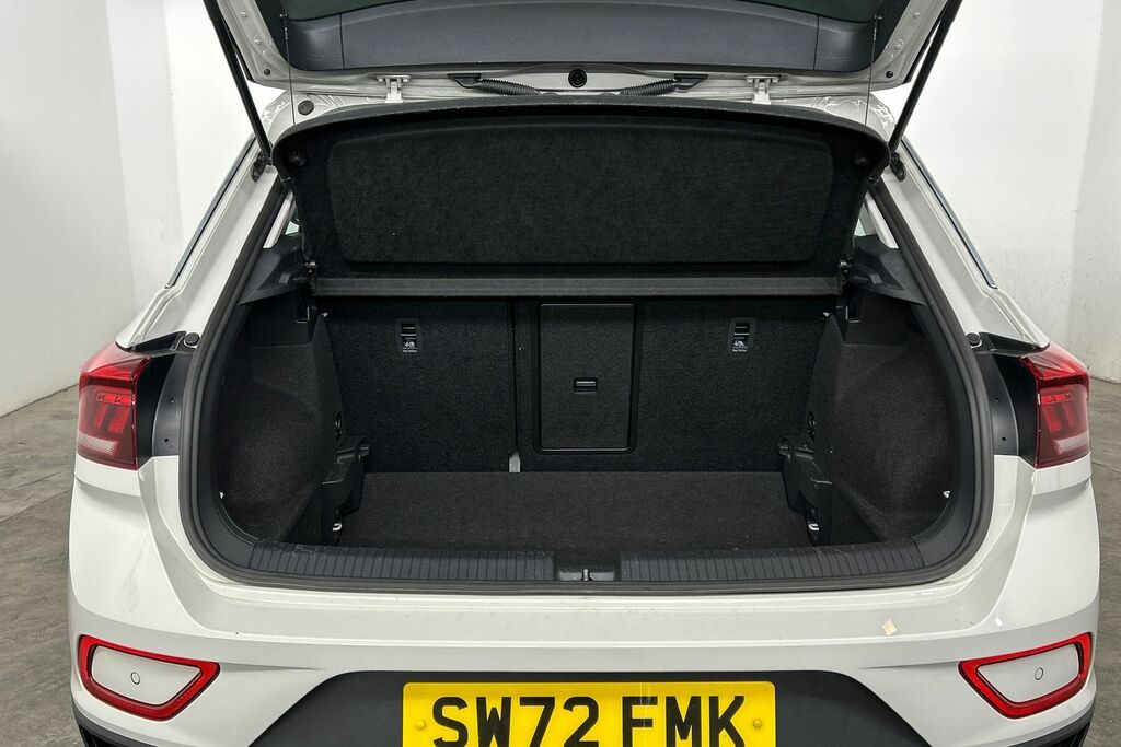 Volkswagen T-Roc Mark 1 Facelift 2022 1.5 Tsi Style 150Ps Dsg White #11