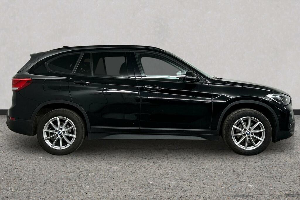 BMW X1 X1 Sdrive18i Se Black #3
