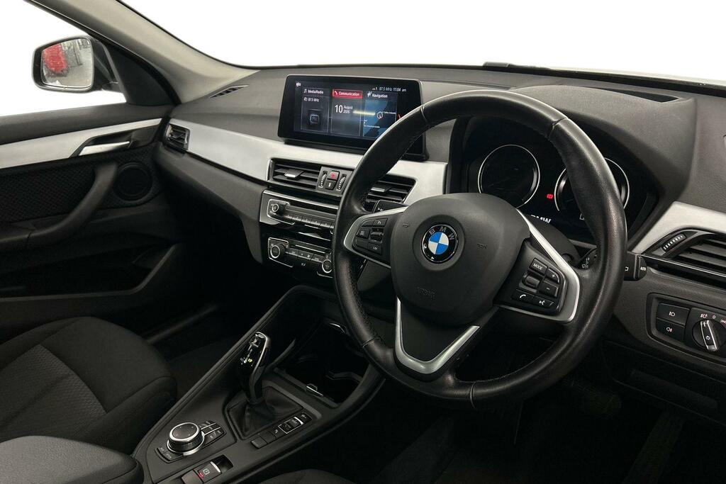 BMW X1 X1 Sdrive18i Se Black #6