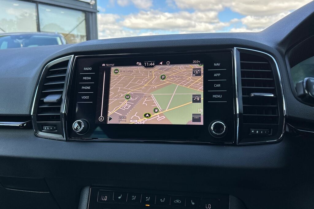 Skoda Karoq 1.5 Tsi Sportline  #12
