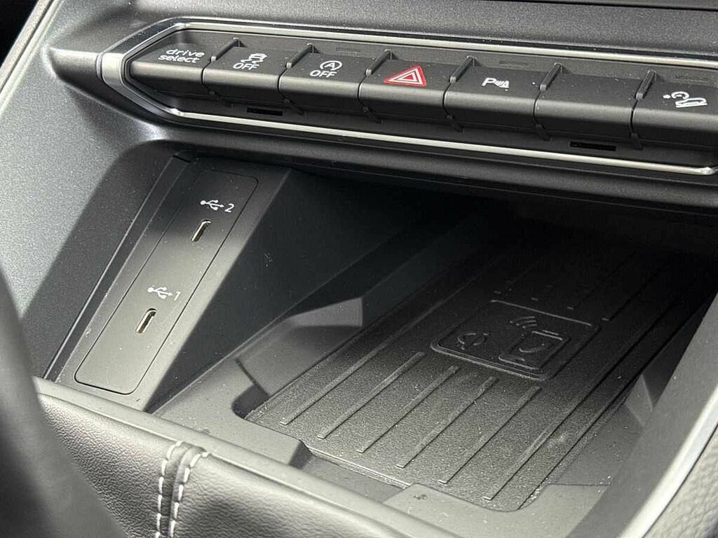 Audi Q3 Audi Q3 Black Edition 45 Tfsi Quattro 245 Ps S Tro Grey #21