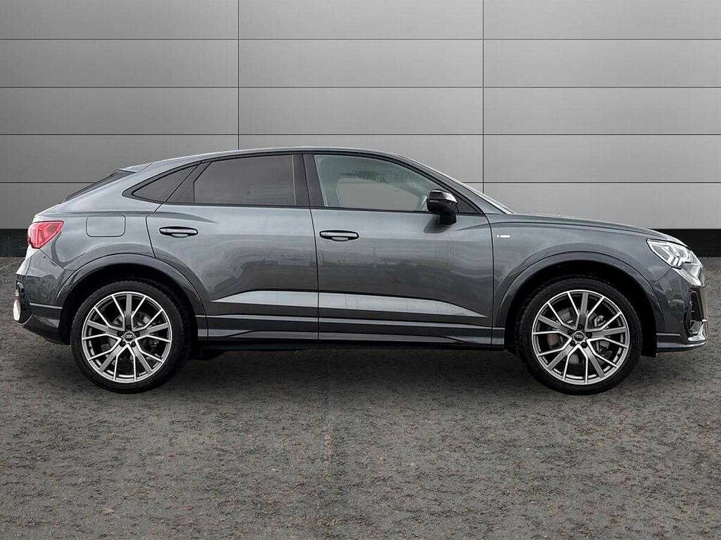 Audi Q3 2.0 Tdi 40 Black Edition S Tronic Quattro Euro 6 5 Grey #4