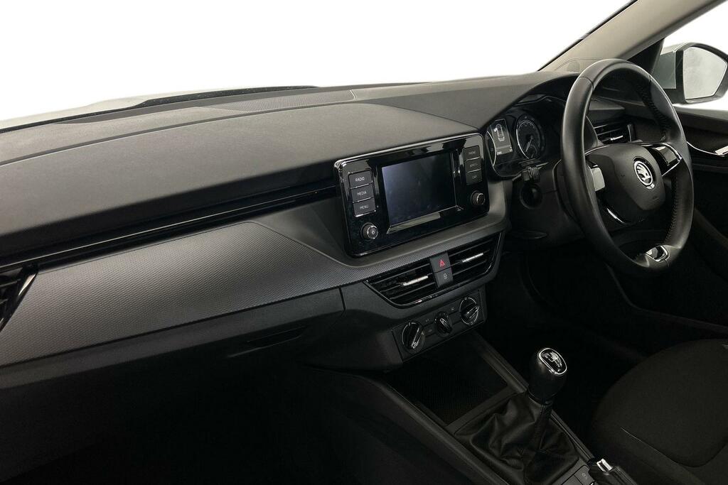 Skoda Kamiq 1.0 Tsi 95 S Silver #2