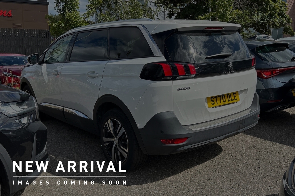 Peugeot 5008 1.2 Puretech Allure White #3