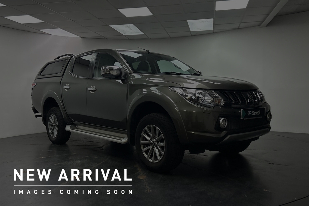 Mitsubishi L200 2.4 Di-d Dc Barbarian 4Wd Euro 6 Green