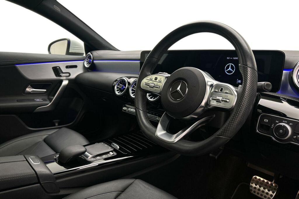 Mercedes-Benz CLA Class 2.0 Cla220d Amg Line Premium Plus 2 Coupe 8G-dct White #6
