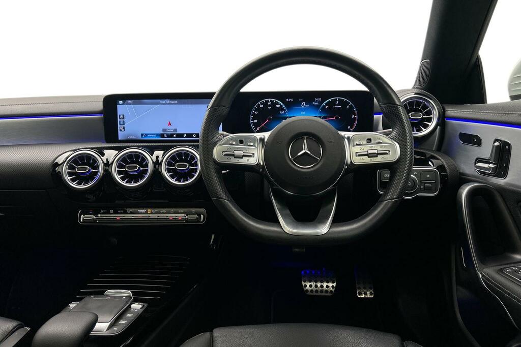 Mercedes-Benz CLA Class 2.0 Cla220d Amg Line Premium Plus 2 Coupe 8G-dct White #5