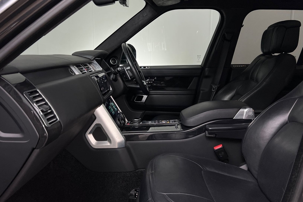 Land Rover Range Rover P400e Autobiography Grey #3