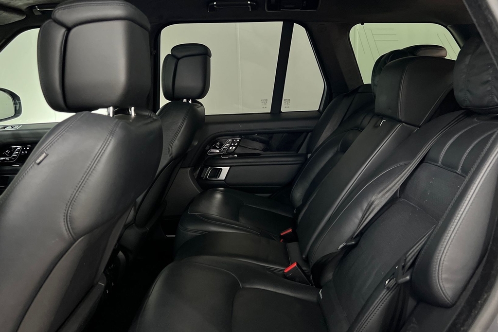 Land Rover Range Rover P400e Autobiography Grey #4