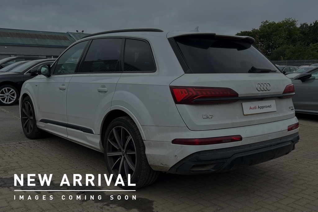 Audi Q7 Black Edition 50 Tdi Quattro 286 Ps Tiptronic White #3